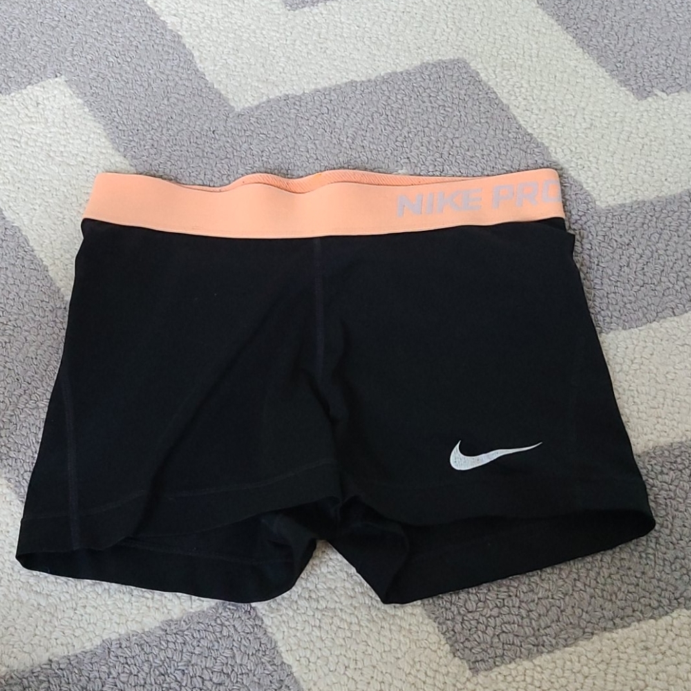 NIKE PRO